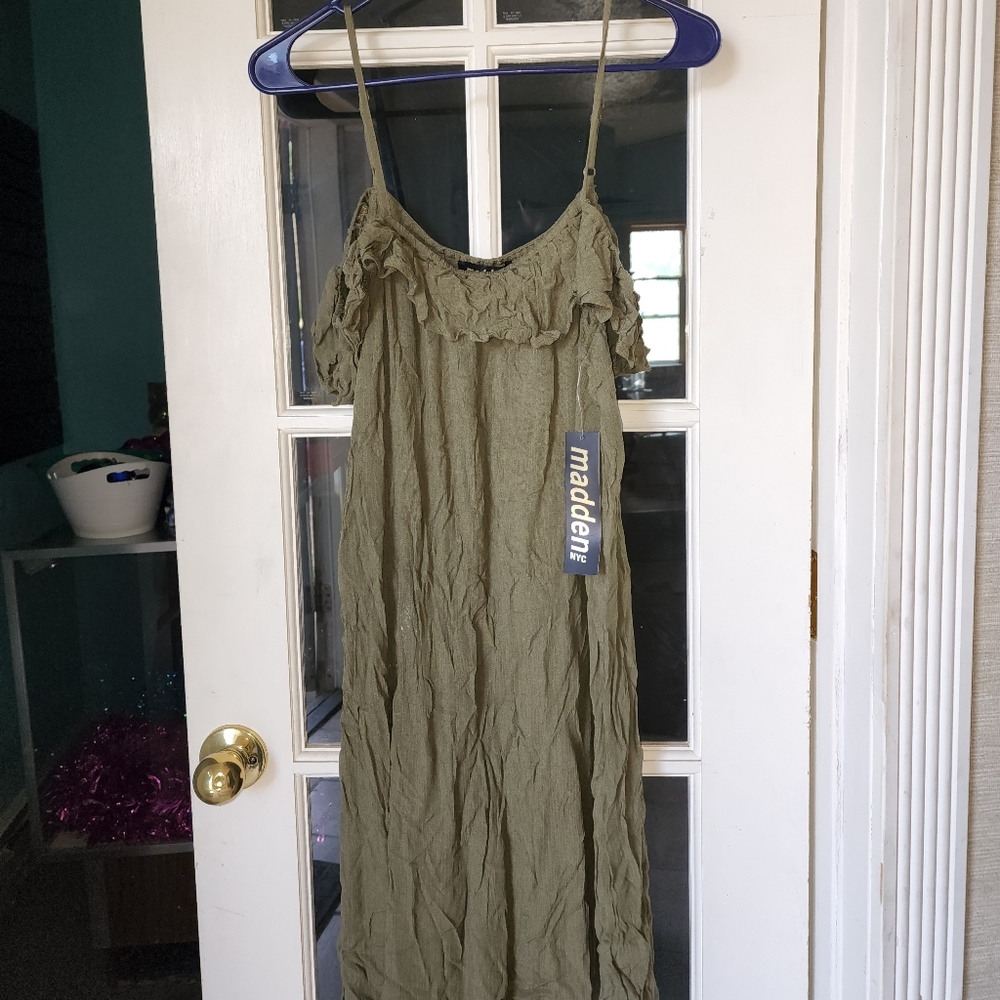 NWT Madden nyc off the shoulder summer dress